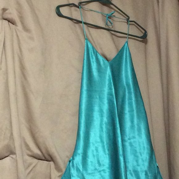 COPY - Wonderful Silk Sleepwear - Picture 2 of 9